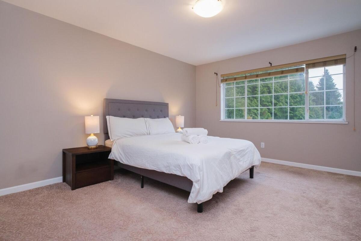 Spacious 4Br W Ensuites Mins To Downtown Yvr Ubc Ванкувер Экстерьер фото