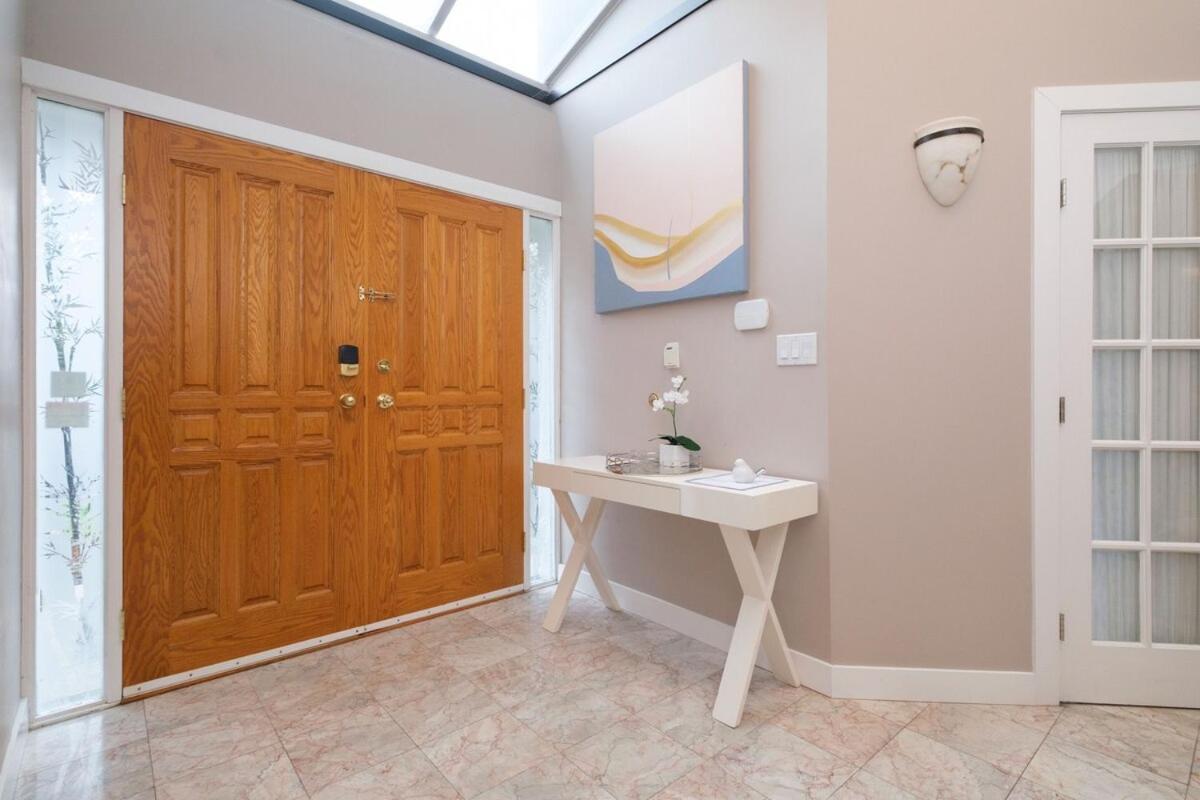 Spacious 4Br W Ensuites Mins To Downtown Yvr Ubc Ванкувер Экстерьер фото