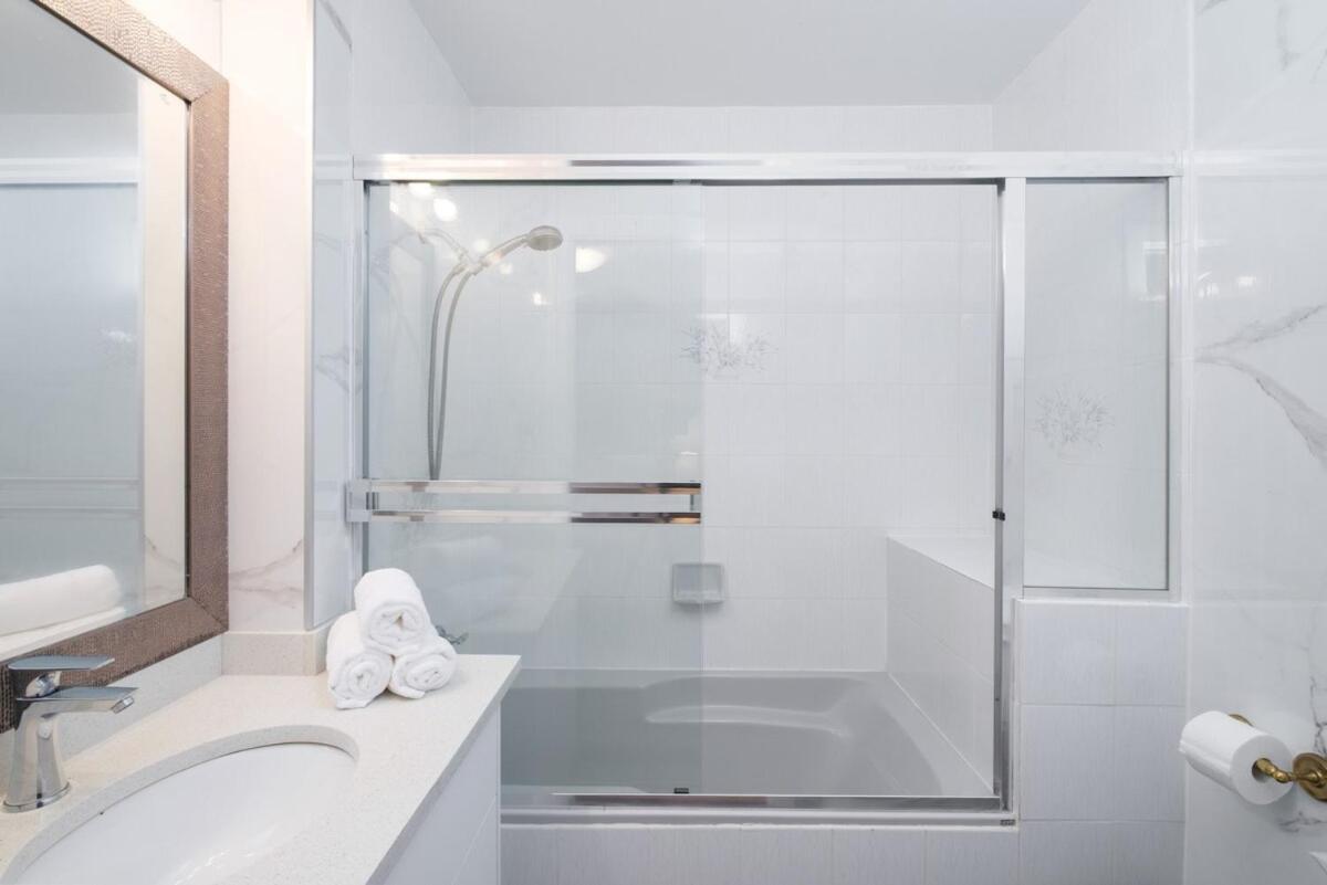 Spacious 4Br W Ensuites Mins To Downtown Yvr Ubc Ванкувер Экстерьер фото