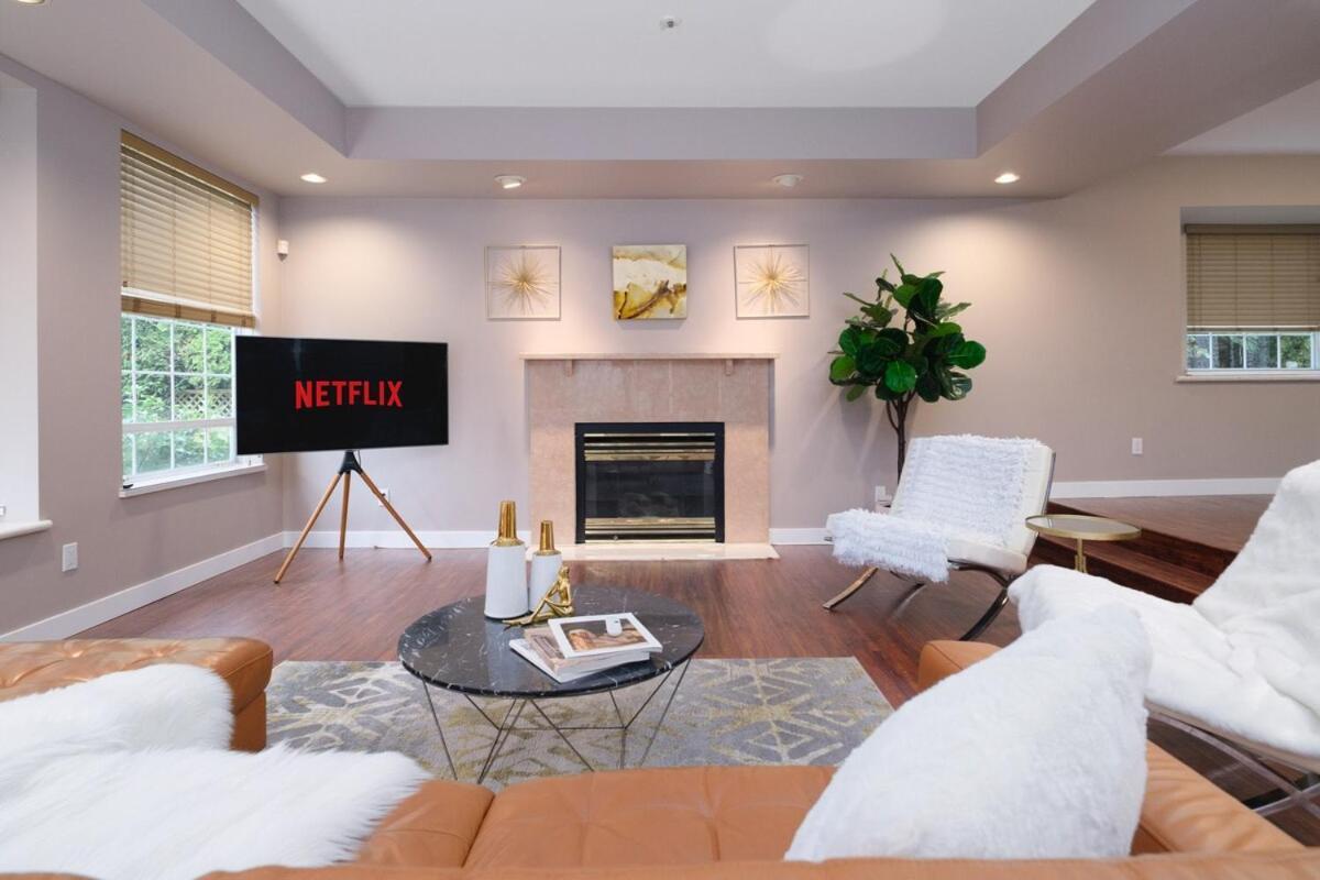 Spacious 4Br W Ensuites Mins To Downtown Yvr Ubc Ванкувер Экстерьер фото